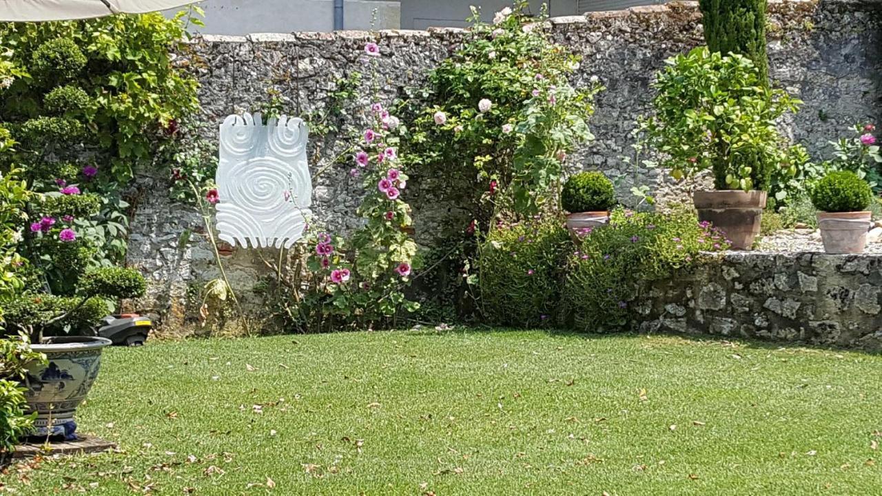 לה ראול Chambres D'Hotes Art Et Remparts מראה חיצוני תמונה